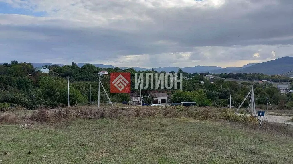 Участок в Севастополь с. Передовое, ул. Камышовая (10.0 сот.) - Фото 1