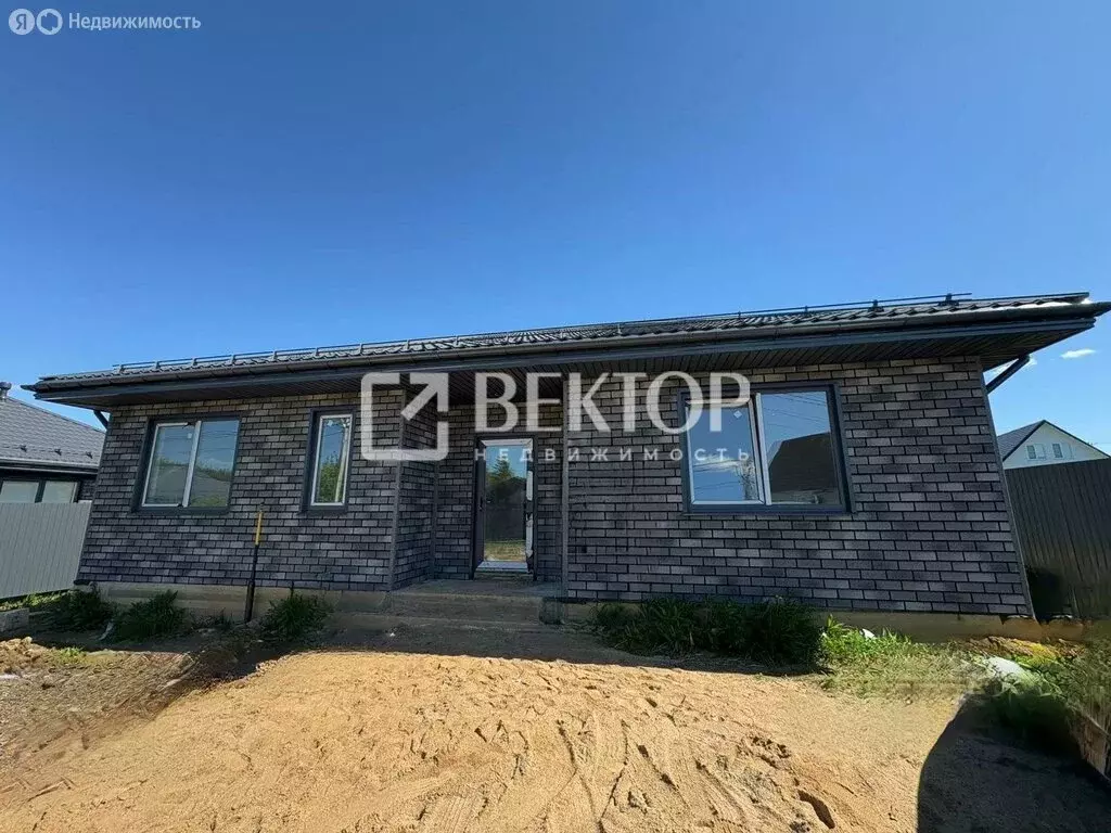 Дом в Ивановский муниципальный округ, село Семёновское, улица 75 лет ... - Фото 1