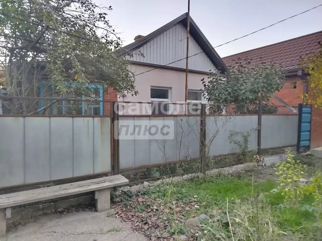 Дом в Краснодарский край, Абинск ул. Калинина (45 м) - Фото 0