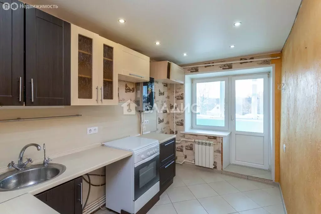 2-комнатная квартира: село Сновицы, Школьная улица, 4 (49.2 м) - Фото 1