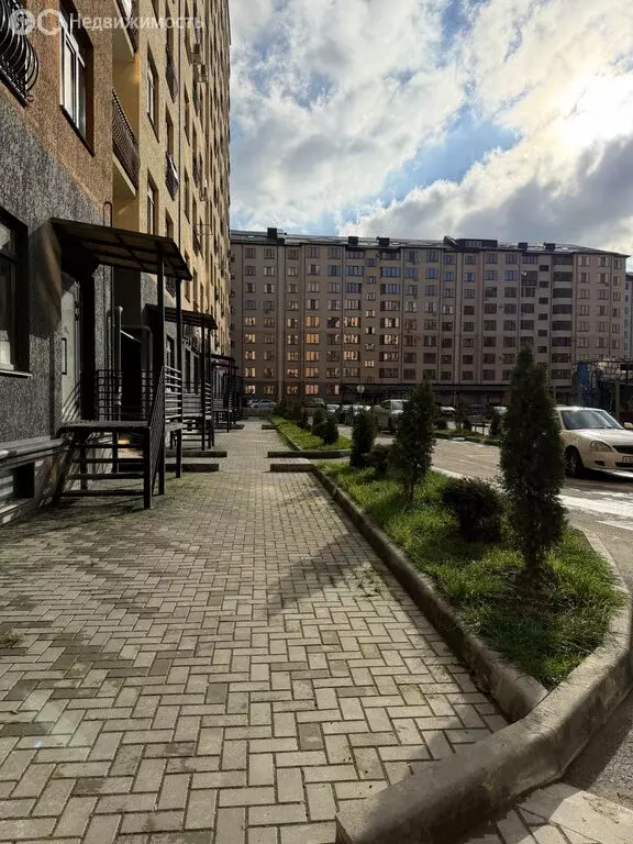 3-комнатная квартира: Нальчик, улица Шарданова, 52 (100.2 м) - Фото 1