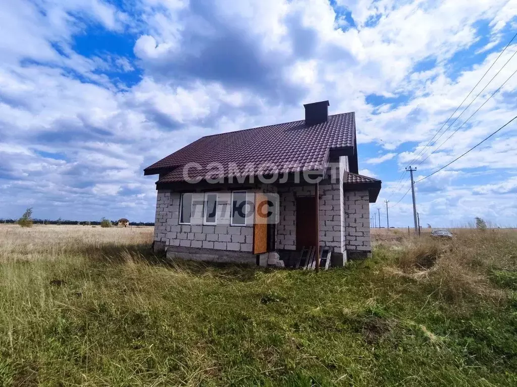 Дом в Курская область, Курский район, Камышинский сельсовет, д. ... - Фото 1