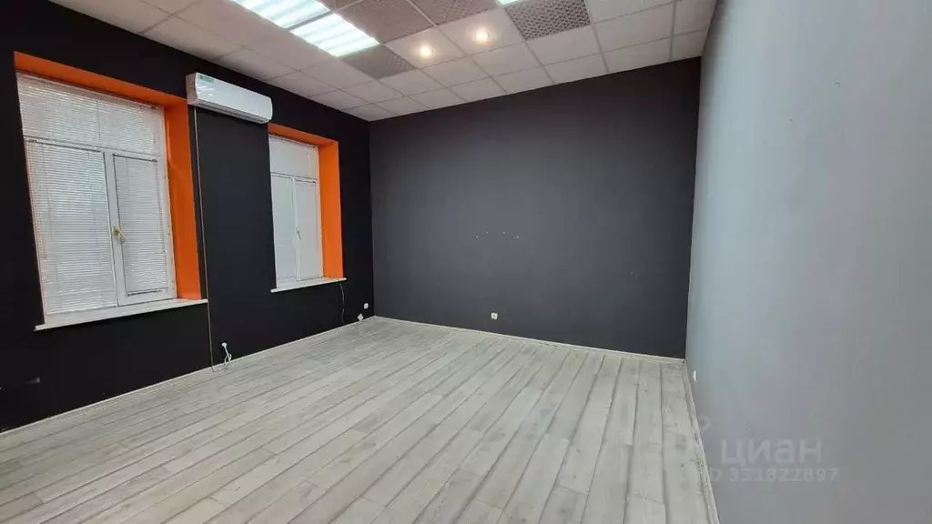 Офис в Северная Осетия, Владикавказ ул. Штыба, 7 (30 м) - Фото 1