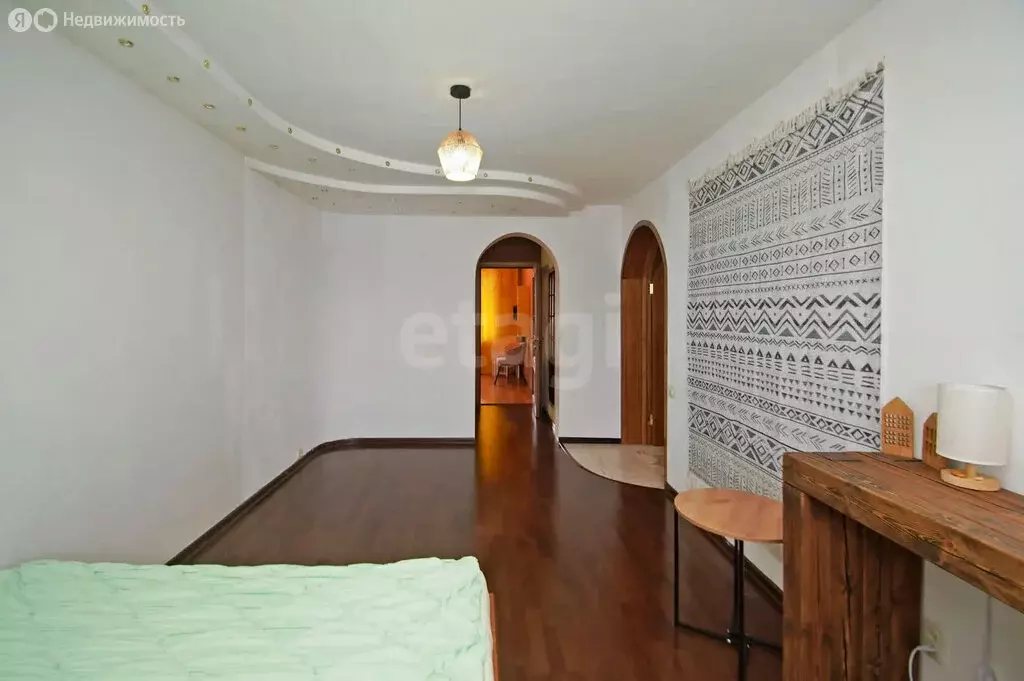 3-комнатная квартира: Омск, улица Лермонтова, 128 (61.2 м) - Фото 1