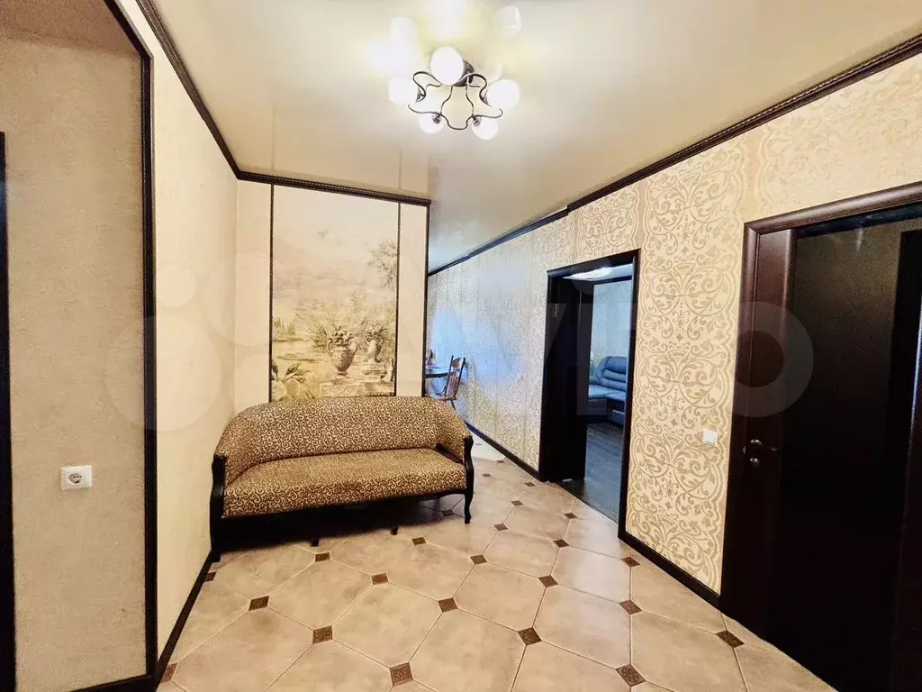 2-к. квартира, 80 м, 9/9 эт. - Фото 1