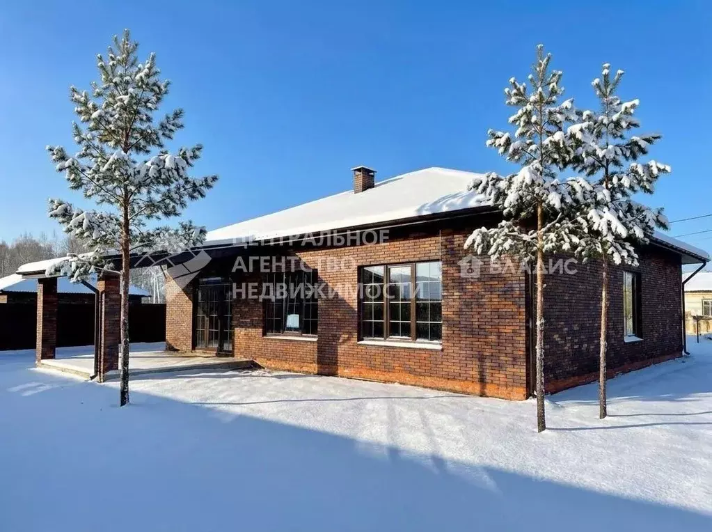 Дом в Рязанская область, Рязанский район, Дубровическое с/пос, с. ... - Фото 1