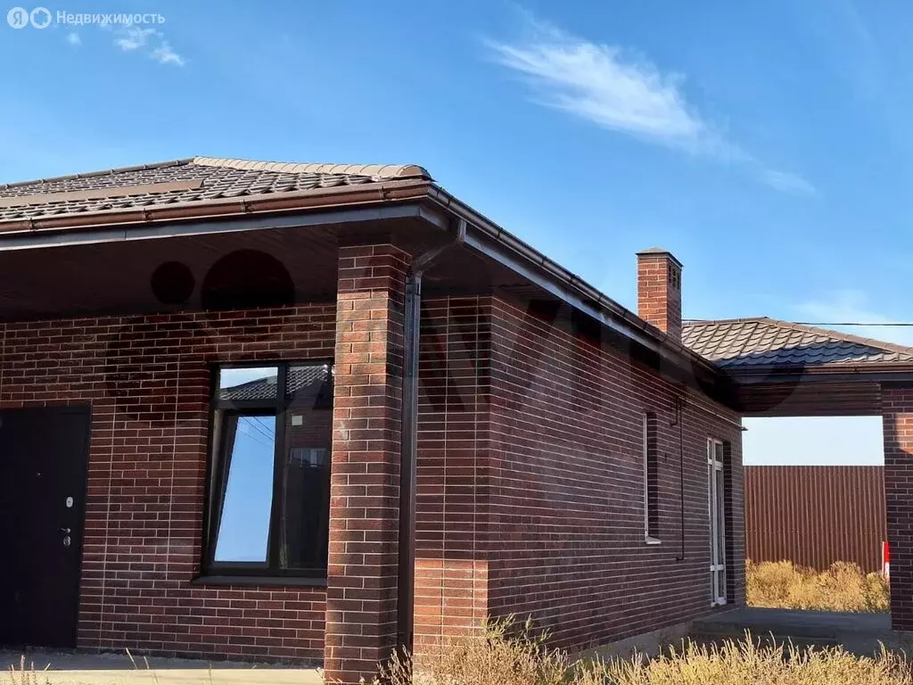 Дом в Ленинаван, улица М.С. Толстых (100 м) - Фото 2