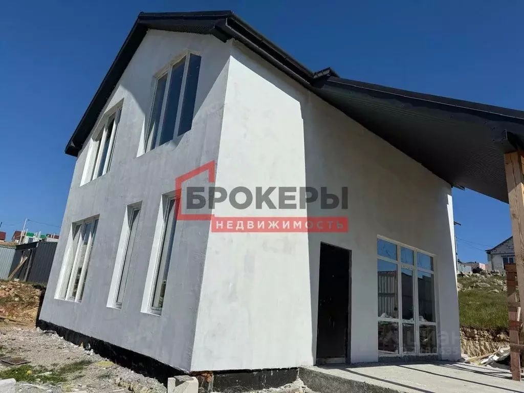 Дом в Севастополь ул. 6-я Комендорская (140 м) - Фото 1