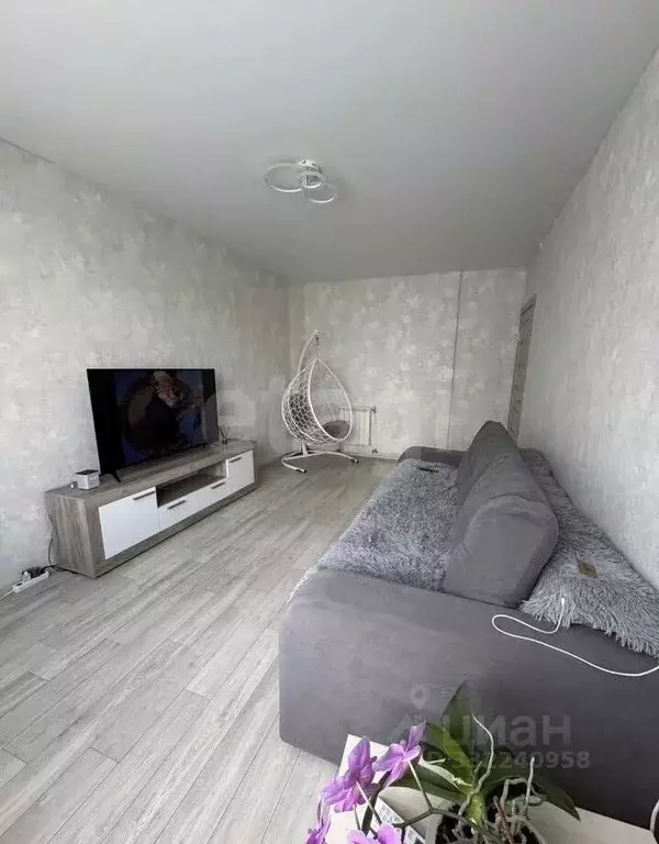 3-к кв. Белгородская область, Белгород ул. Есенина, 46 (63.3 м) - Фото 1