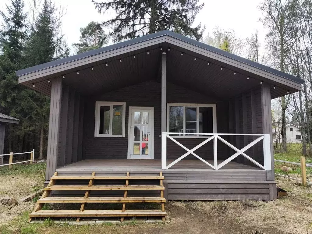 Дом в Ленинградская область, Гатчинский муниципальный округ, Сиверский ... - Фото 2