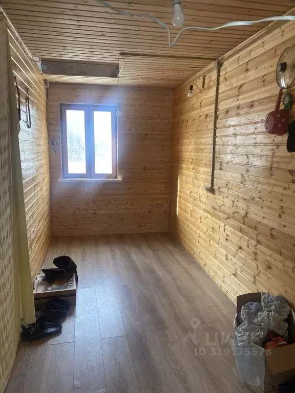 Дом в Смоленская область, Гагаринский муниципальный округ, д. Ашково  ... - Фото 0