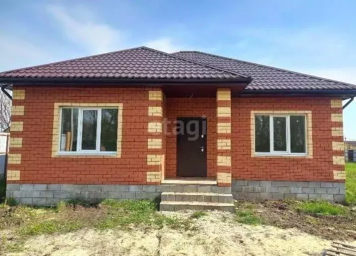 Дом в Белгородская область, Белгородский район, с. Стрелецкое пер. ... - Фото 1