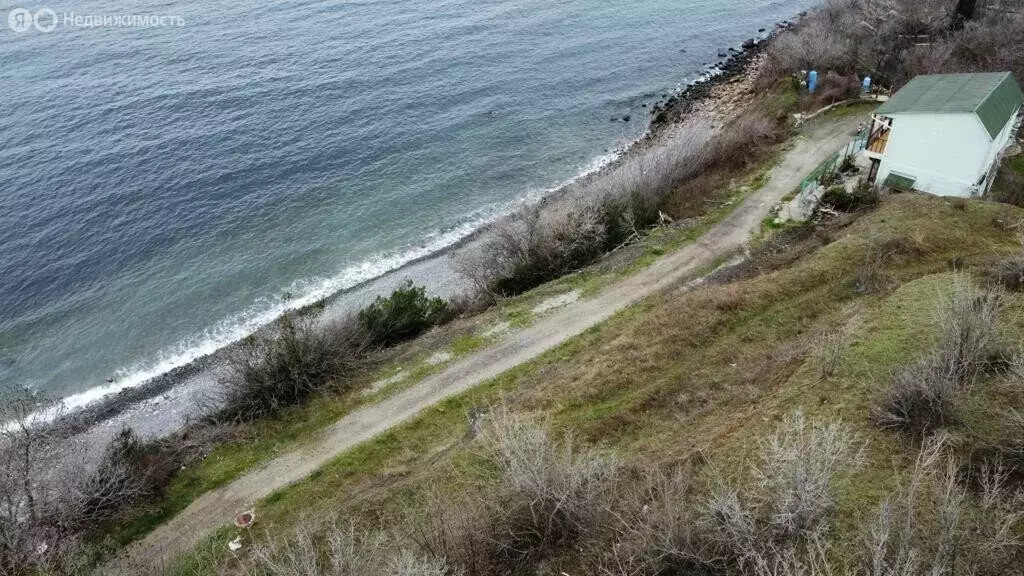 Участок в Республика Крым, Алушта (500 м) - Фото 0