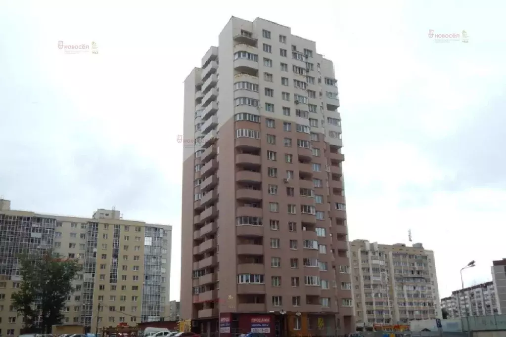 1-к кв. Свердловская область, Екатеринбург ул. Рощинская, 46 (44.5 м) - Фото 0