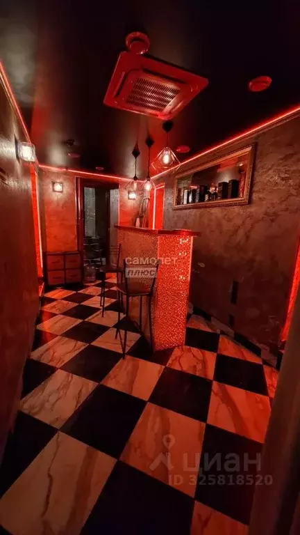 Торговая площадь в Москва Садовая-Самотечная ул., 15/1 (156 м) - Фото 0