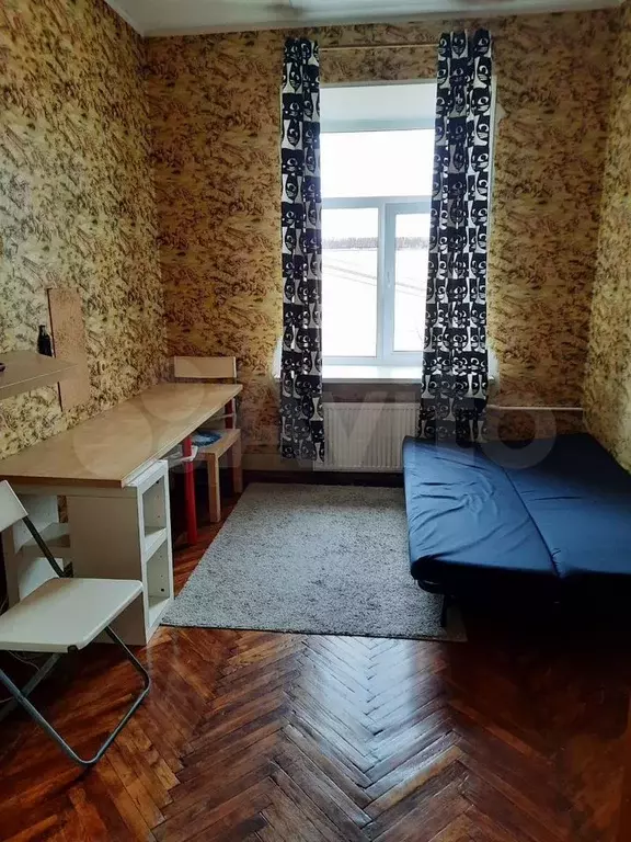 Комната 14 м в 4-к., 6/6 эт. - Фото 0