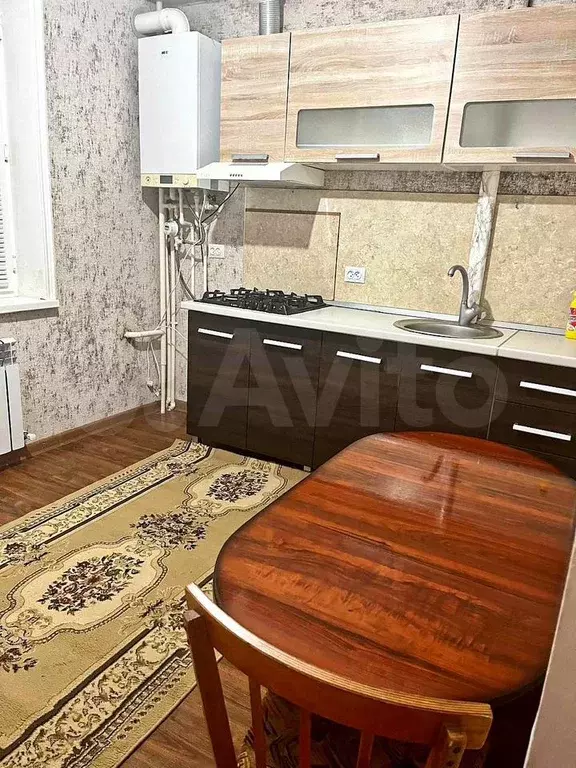 2-к. квартира, 55 м, 2/9 эт. - Фото 0