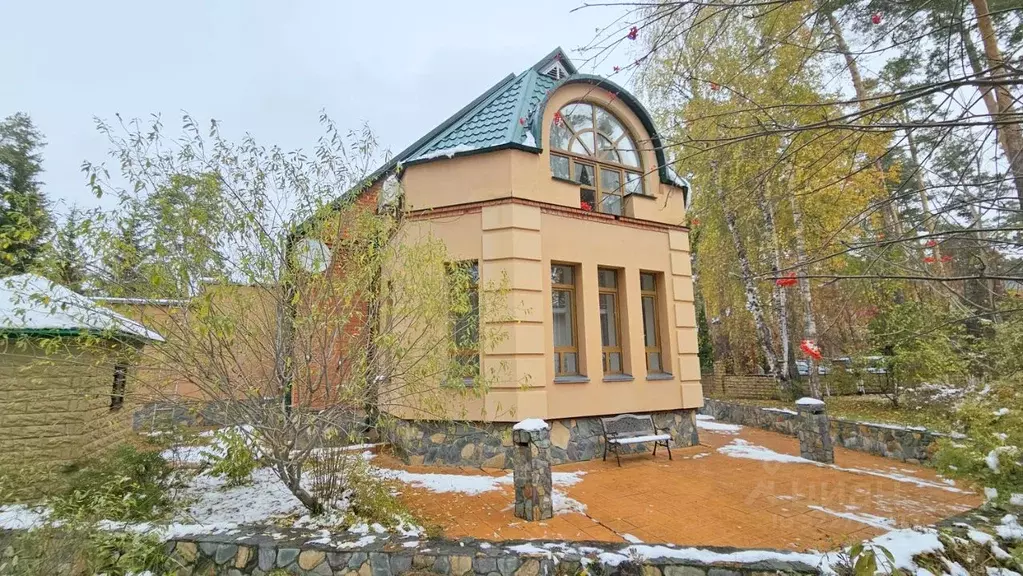 Коттедж в Алтайский край, Барнаул туп. 3-й Вешний, 9 (353 м) - Фото 1
