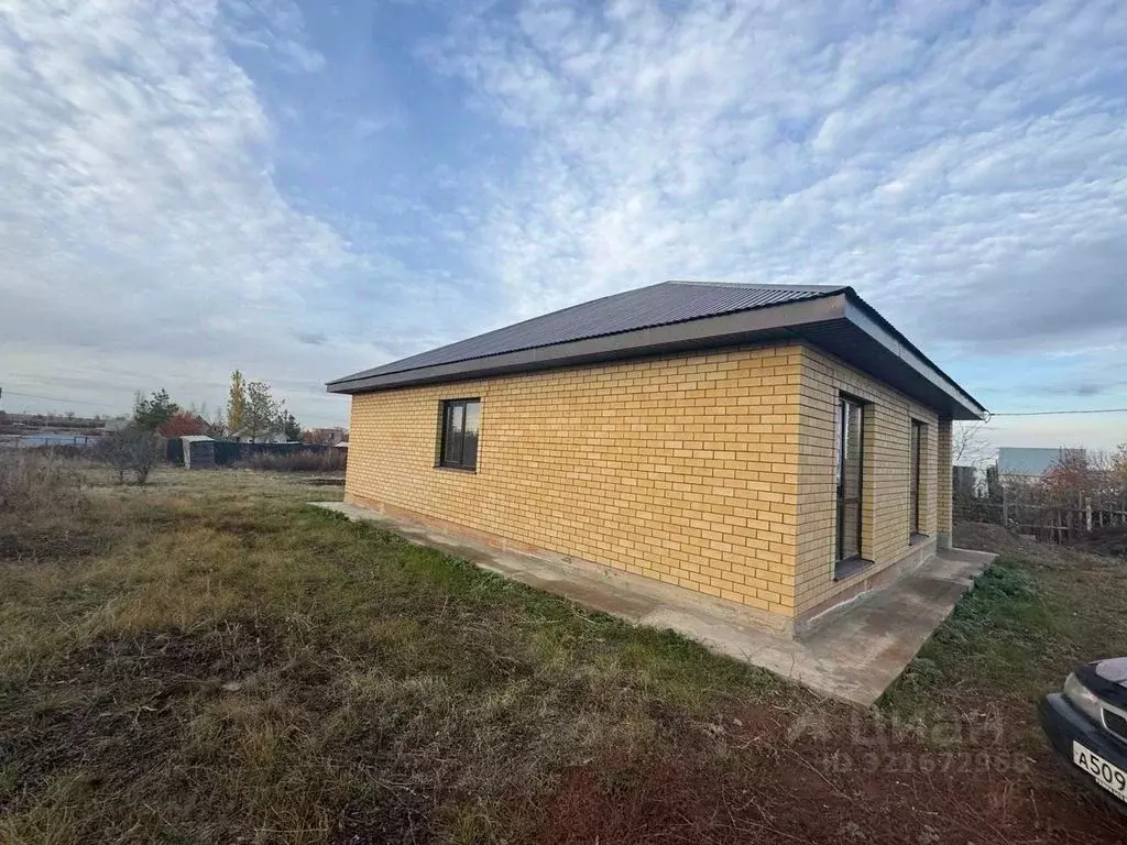 Дом в Оренбургская область, Оренбургский район, с. Благословенка ул. ... - Фото 2