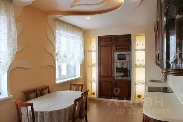 4-к кв. Кемеровская область, Кемерово Октябрьский просп., 59 (178.0 м) - Фото 1