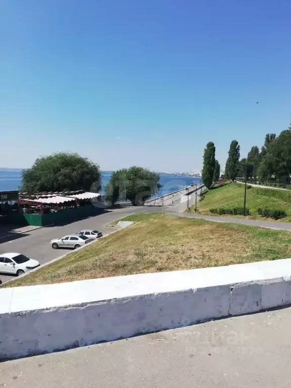 3-к кв. Саратовская область, Саратов наб. Космонавтов, 5 (75.0 м) - Фото 0
