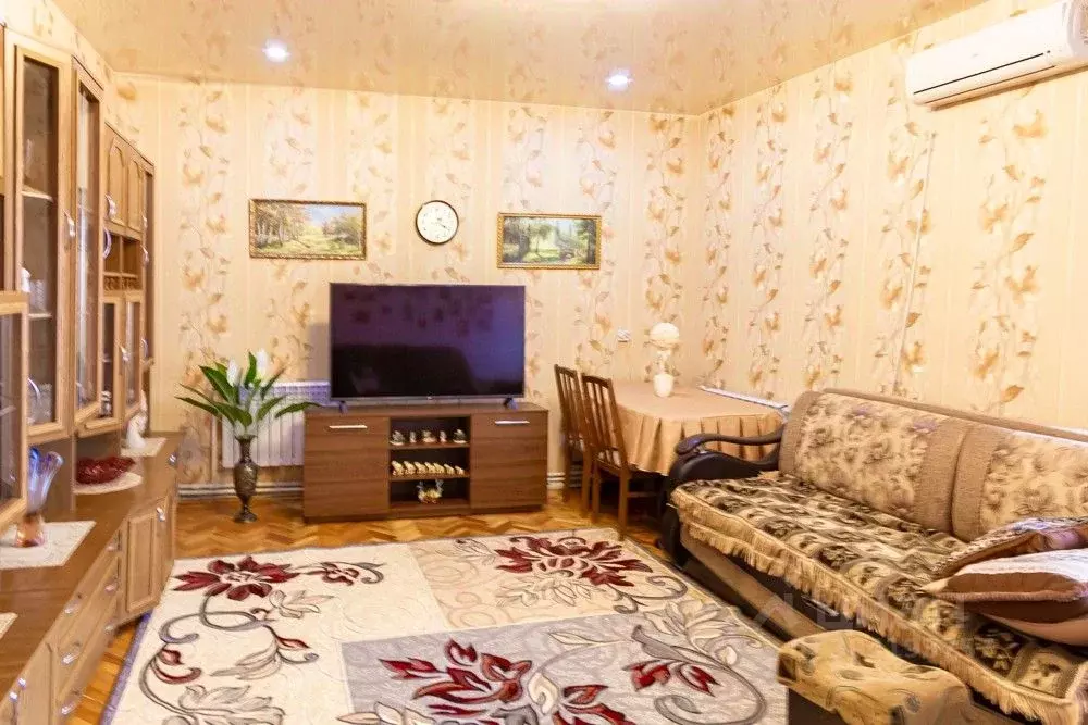 Дом в Крым, Судак Платановый кв-л,  (300 м) - Фото 1