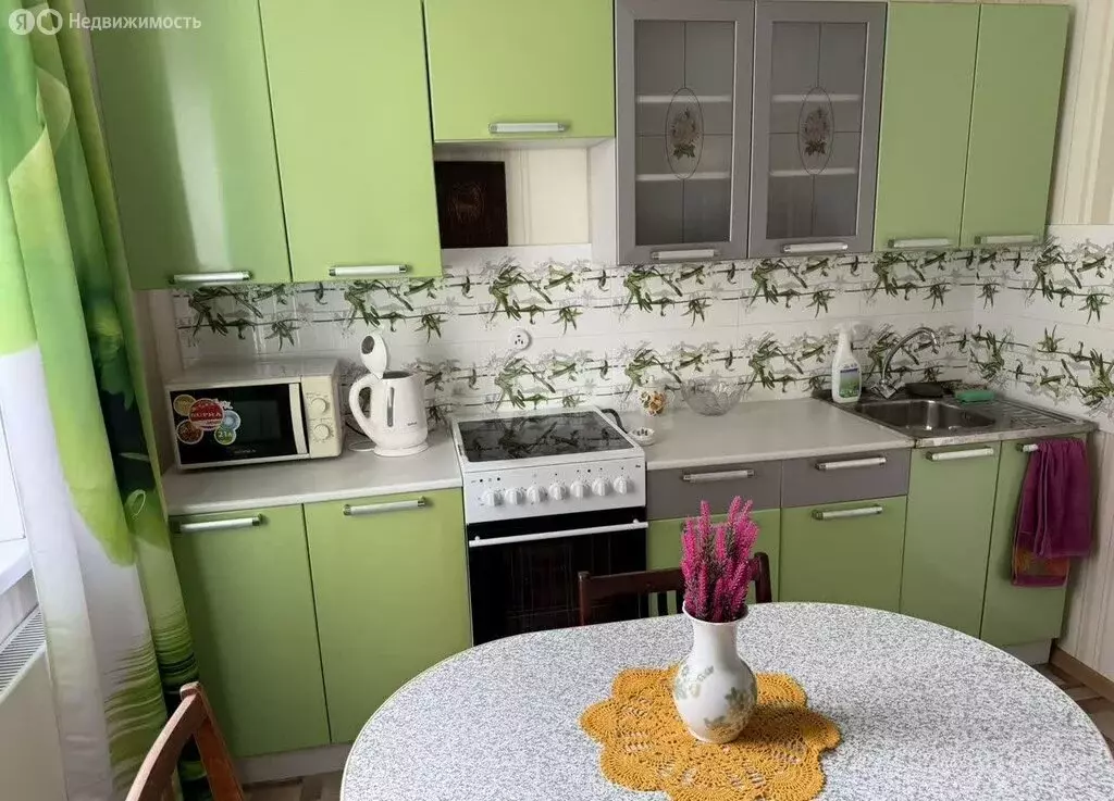 2-комнатная квартира: Томск, Алтайская улица, 80 (64.2 м) - Фото 1