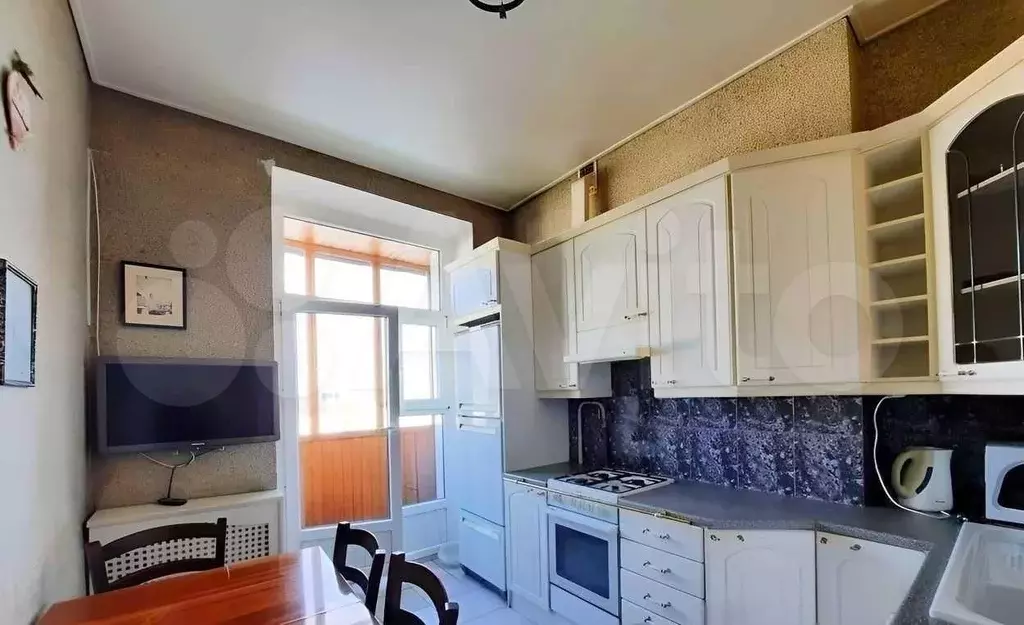2-к. квартира, 58 м, 8/8 эт. - Фото 1