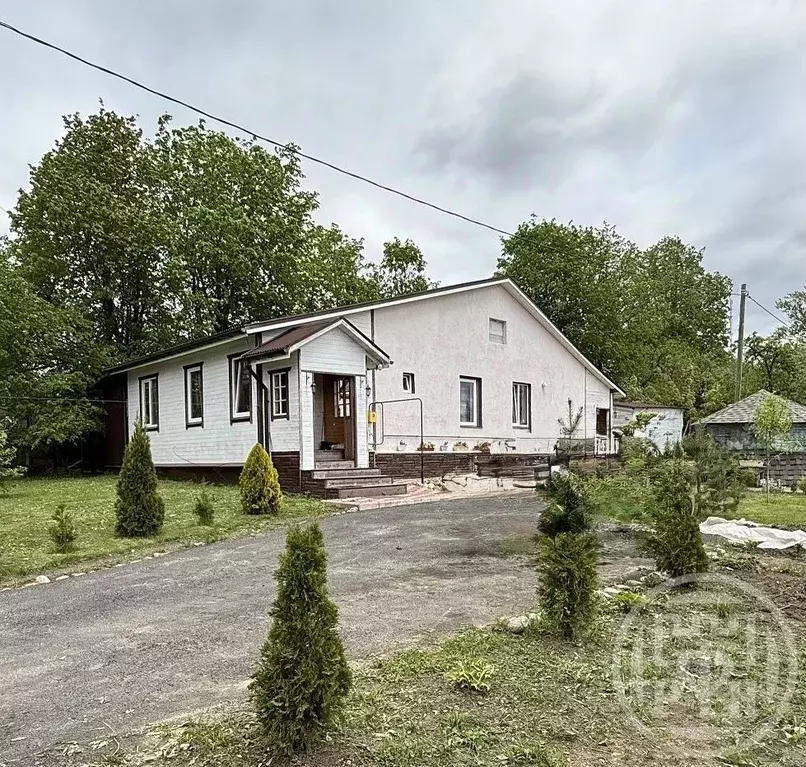 Дом в Ленинградская область, Выборгский район, пос. Первомайское ул. ... - Фото 0
