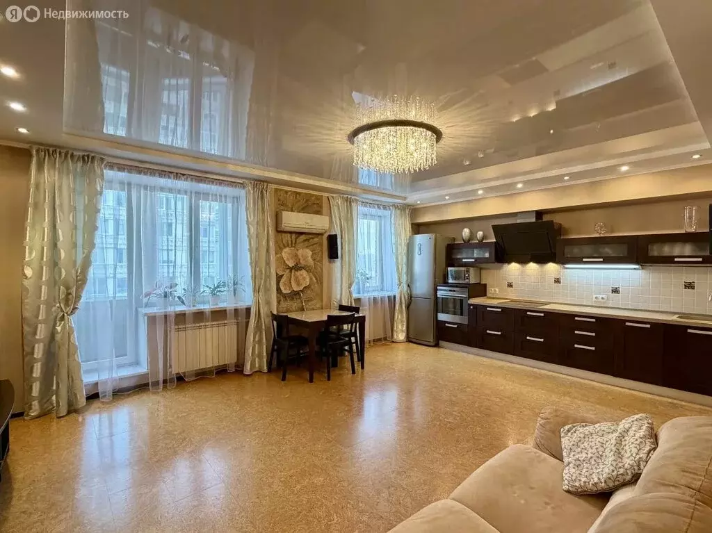 3-комнатная квартира: Омск, улица Звездова, 62/4 (80.4 м) - Фото 2