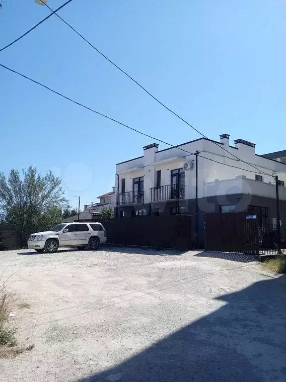 Комната 25 м, 2/2 эт. - Фото 0