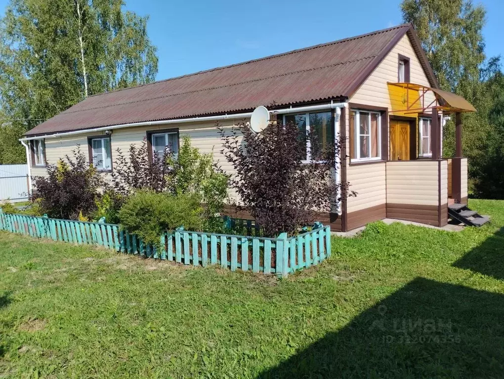 Дом в Рязанская область, Клепиковский район, Алексеевское с/пос, д. ... - Фото 1