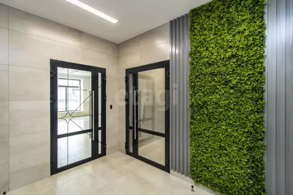 2-к кв. Тюменская область, Тюмень Новгородская ул., 20 (58.3 м) - Фото 0