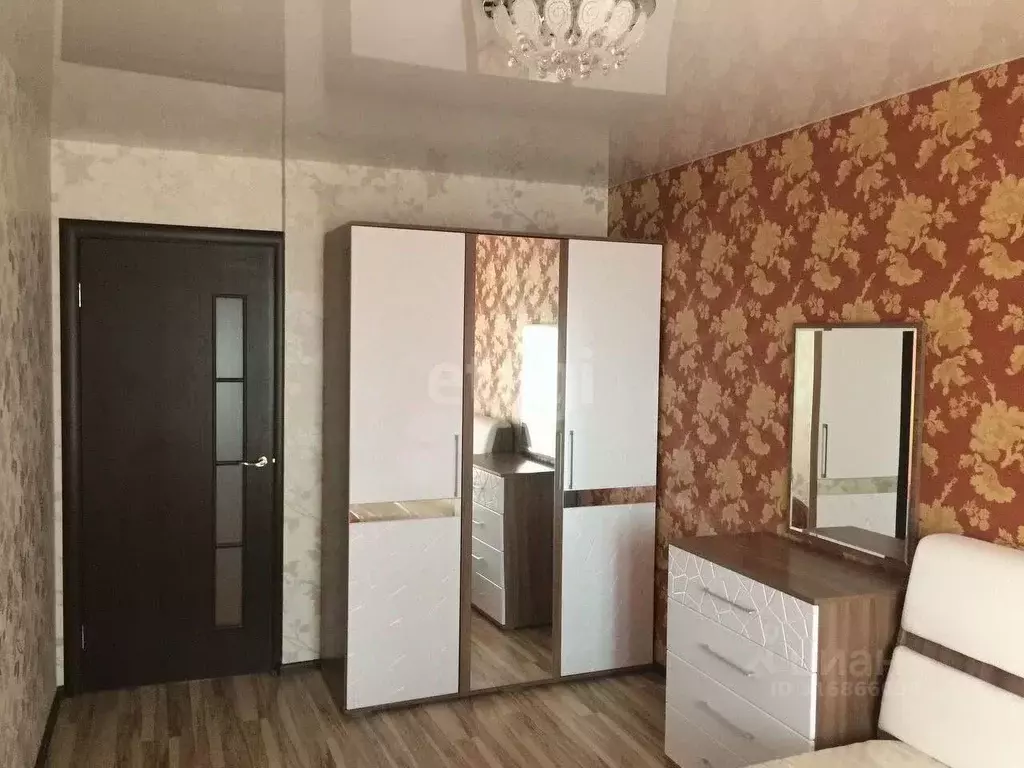 3-к кв. Свердловская область, Екатеринбург ул. Куйбышева, 21 (78.0 м) - Фото 0