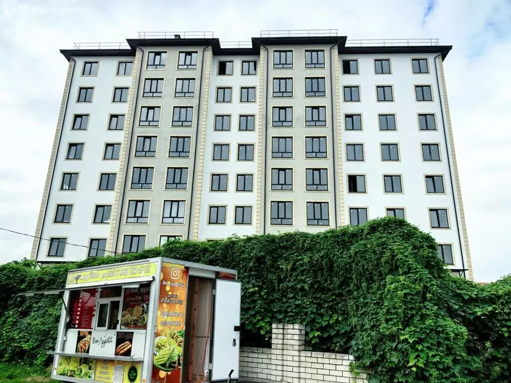2-комнатная квартира: Нарткала, улица Шекихачева, 8 (67 м) - Фото 1