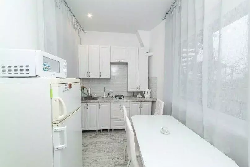 2-к кв. Крым, Алушта ул. Энгельса, 14 (40.0 м) - Фото 1