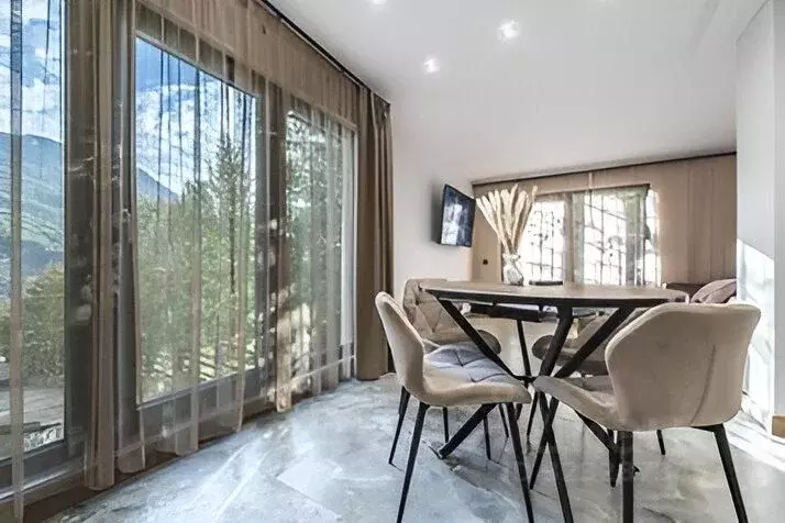 2-к кв. Краснодарский край, Сочи Красная Поляна пгт, ул. Калиновая, 9А ... - Фото 1