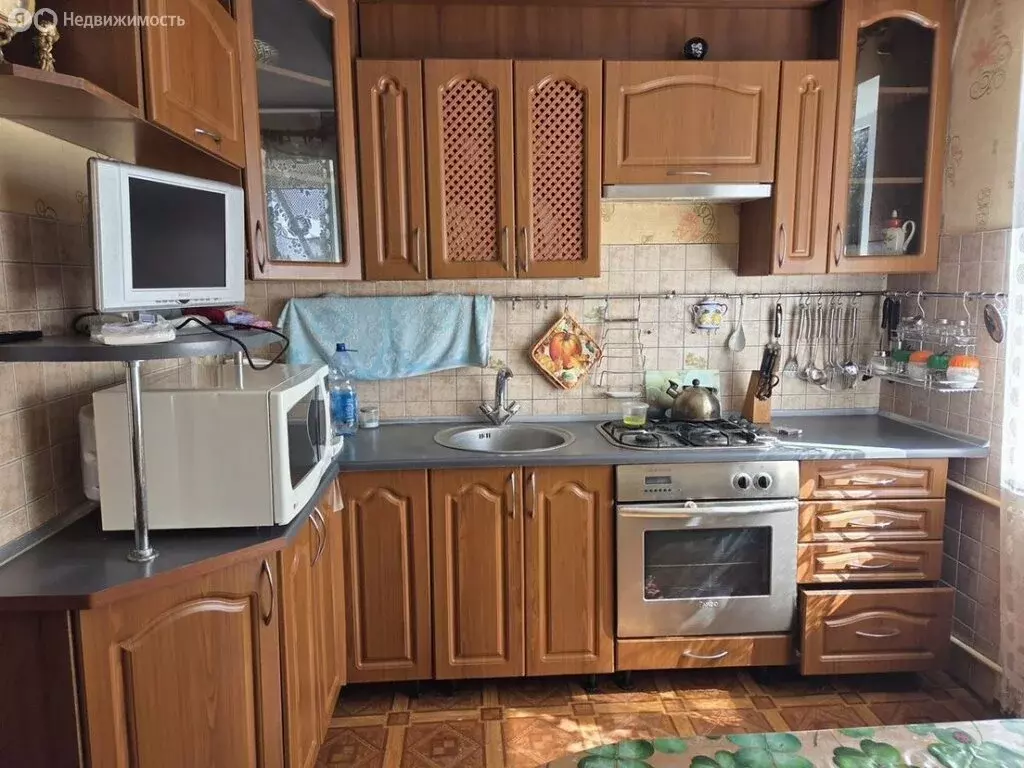 3-комнатная квартира: посёлок Заливино, 23А (71 м) - Фото 2