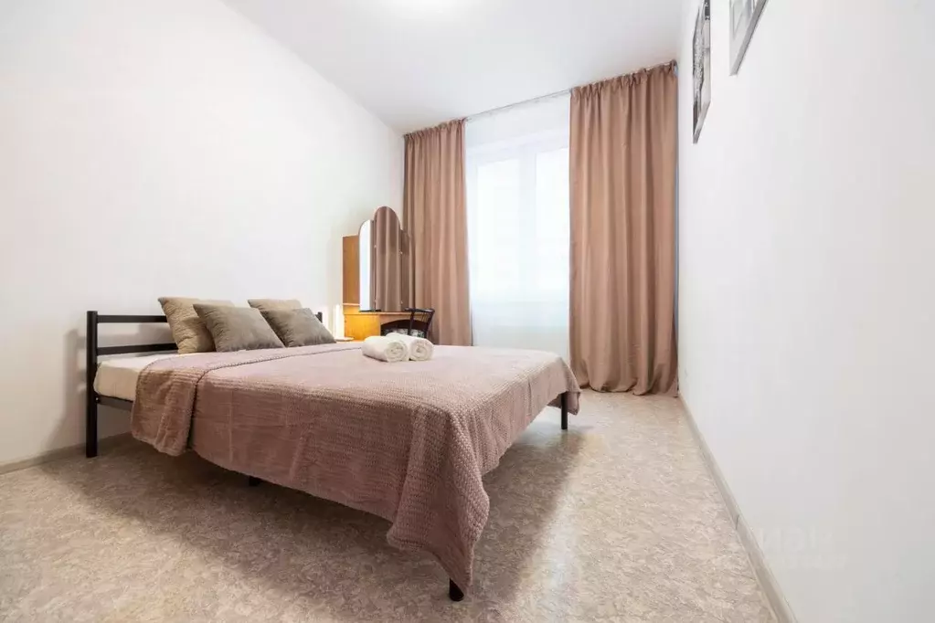 2-к кв. Красноярский край, Красноярск ул. Лесников, 37Б (40.0 м) - Фото 0