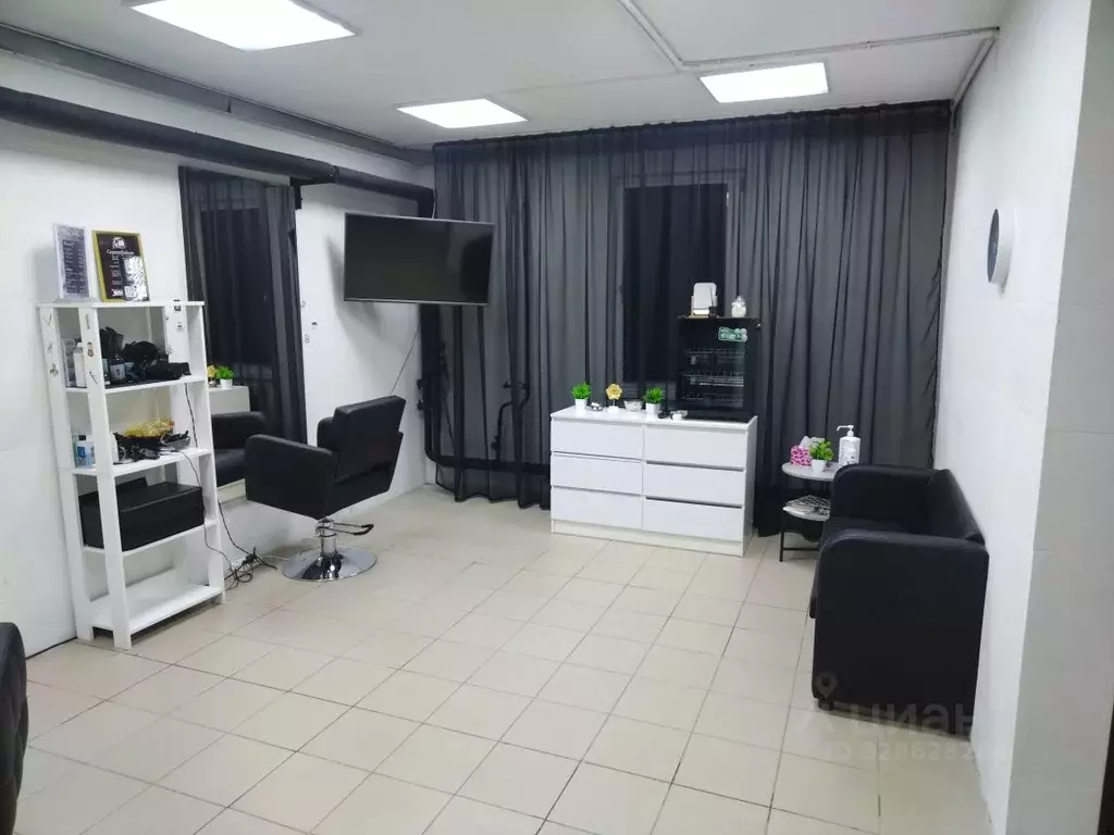 Помещение свободного назначения в Пензенская область, Пензенский ... - Фото 1