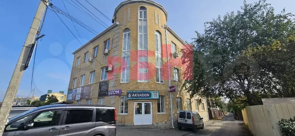 Торговое с ремонтом и высоким трафиком 83 кв.м - Фото 1