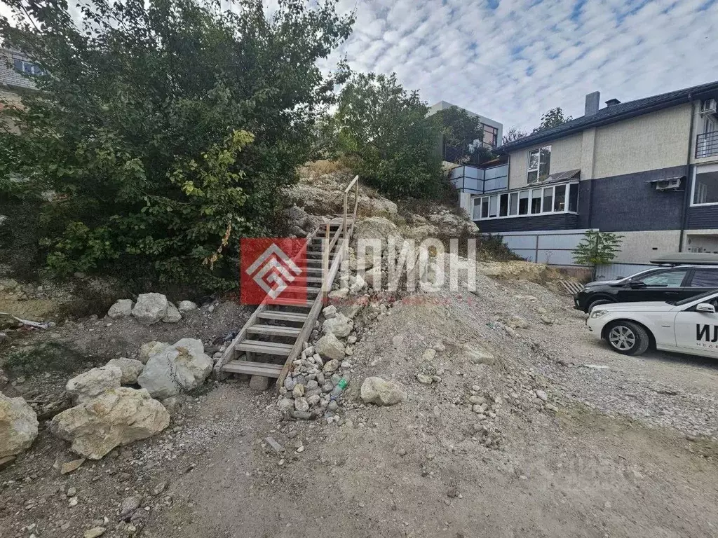 Участок в Севастополь ул. Красивая, 40 (4.0 сот.) - Фото 2