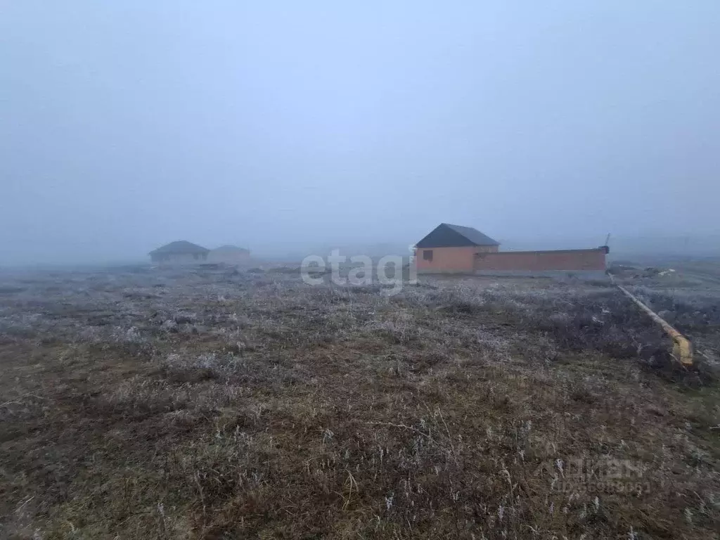 Участок в Ингушетия, Карабулак ул. Кавказская (6.0 сот.) - Фото 0