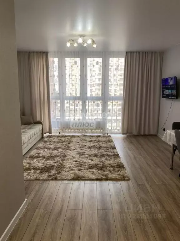 Студия Краснодарский край, Краснодар ул. Ивана Беличенко, 92 (30.1 м) - Фото 2