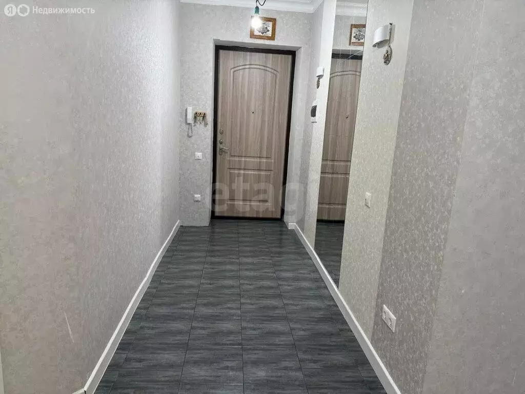 3-комнатная квартира: Альметьевск, улица Ленина, 42 (81.6 м) - Фото 1