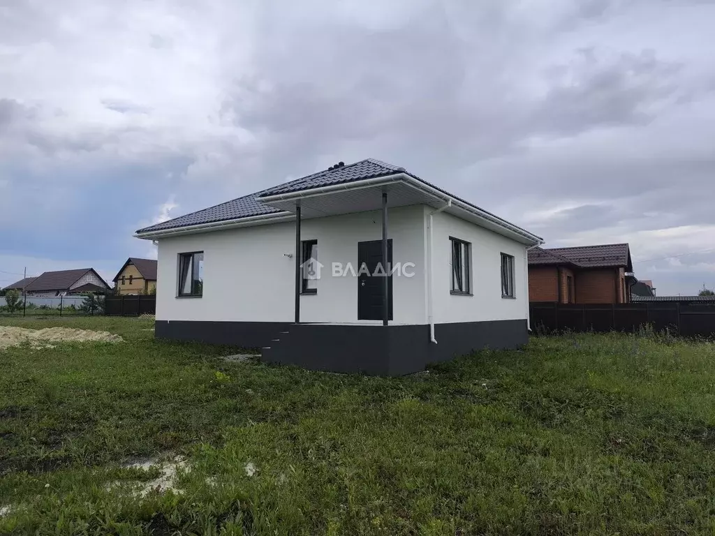 Дом в Белгородская область, Белгородский район, с. Стрелецкое ул. ... - Фото 1