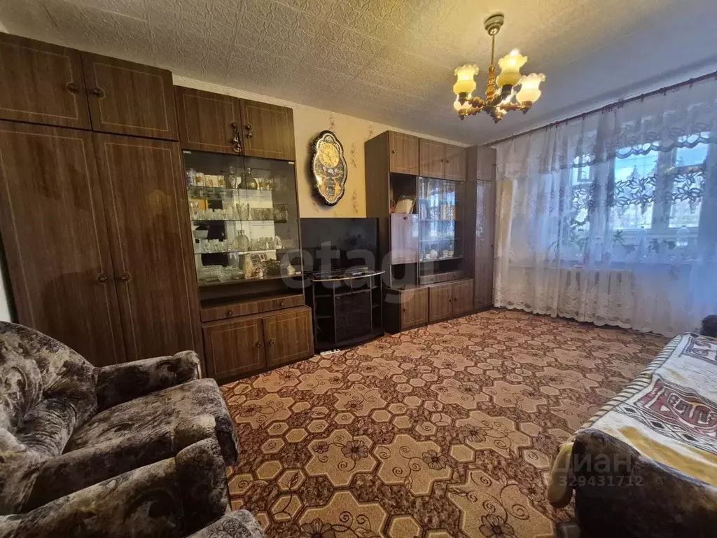 2-к кв. Вологодская область, Череповец Молодежная ул., 1А (50.0 м) - Фото 1
