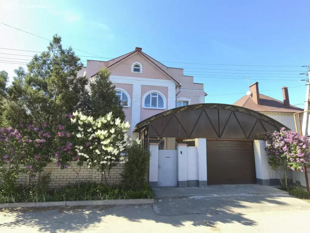 Дом в микрорайон Зональный, улица имени А.М. Салько, 49 (378 м) - Фото 0