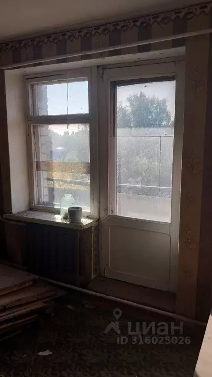 3-к кв. Тамбовская область, Кирсанов ул. Максима Горького, 41А (60.1 ... - Фото 1