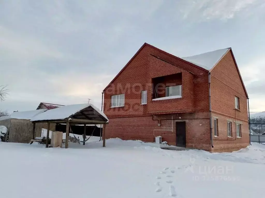 Дом в Оренбургская область, Кувандык Пригородная ул., 36 (257 м) - Фото 2